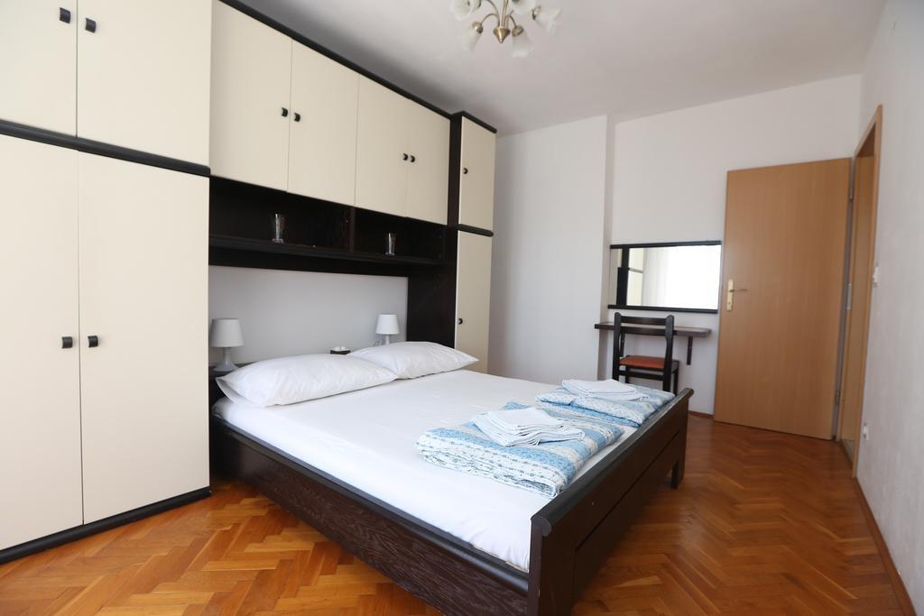 Apartment Davorka Primošten Esterno foto